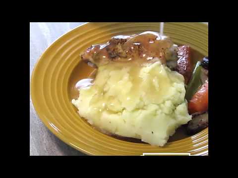 Perfect Gravy Without Flour or Butter